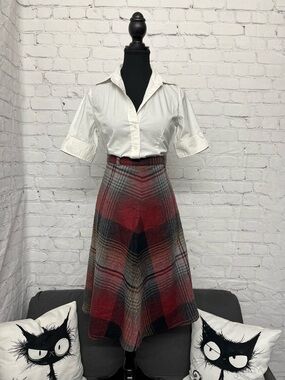 Vintage 70s wool blend plaid A line midi skirt red brown Canada made Sz Xxs Xs